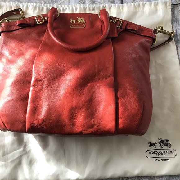 Coach Kelsey Satchel In Pebble Leather.